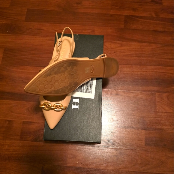 Coach "Veronica Skimmer" Flats with Box. Size 8.5. Floor Sample - Picture 7 of 7